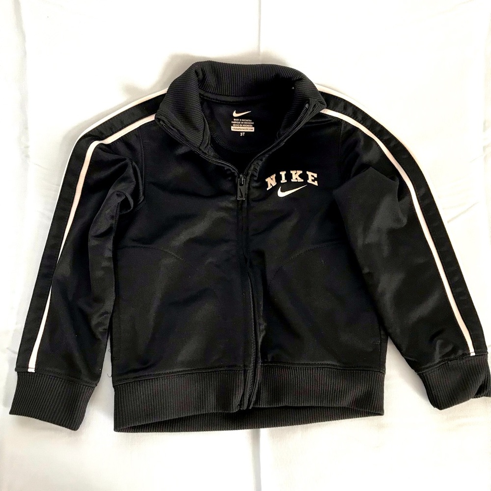 Nike Kids Black Mockneck Jacket Sz 3T